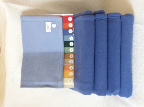 Couverture bleu 260x240 cm 350 g/m² plastique Poleco
