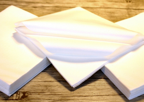 Serviette blanc non tissé 39x40 cm Basik Soft Essentials Collection (50 pièces)