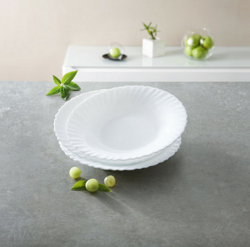 Assiette creuse rond blanc verre opal Ø 23 cm Feston Luminarc