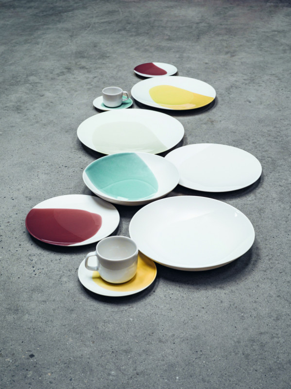 Assiette coupe à fond plat rond Fjord porcelaine culinaire Ø 24 cm Confluence Revol
