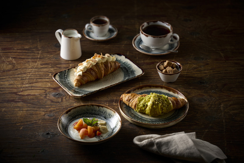 Assiette plate organique rectangulaire Natural porcelaine vitrifiée 34,6x15,6 cm Flare Dudson